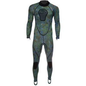 Classic Ocean Hunter Camo meets high tech nylon lycra construction.